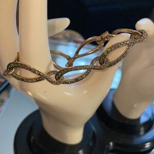 Liz Claiborne gold tone bracelet with light‎ green rhinestones